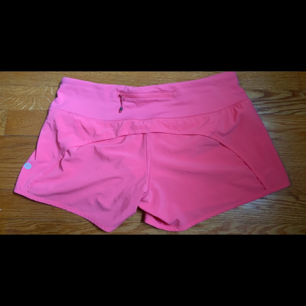 Lululemon shorts excellent condition.